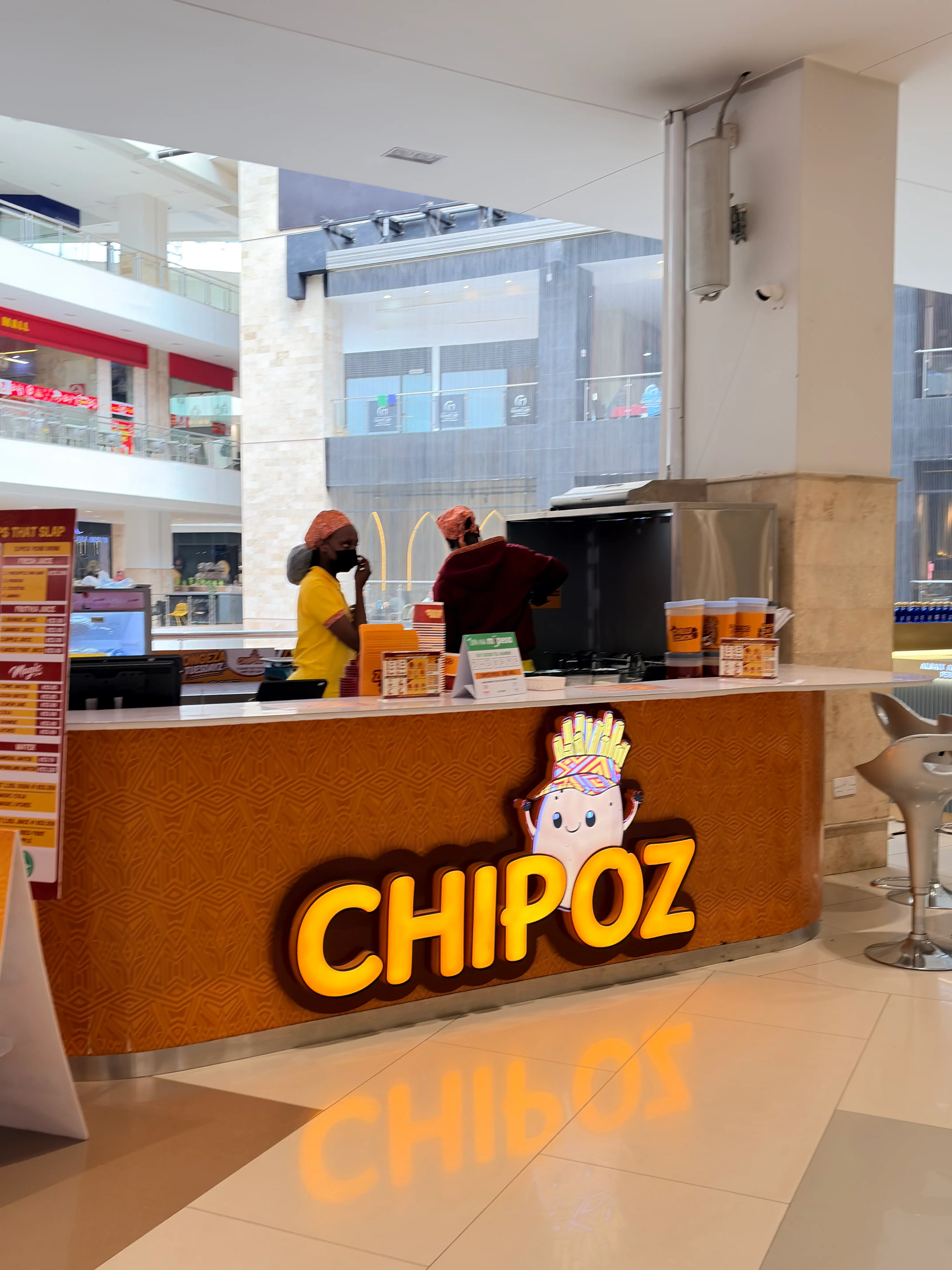 Chipoz (BBS Mall) — Branded Outlet & Counter Signage